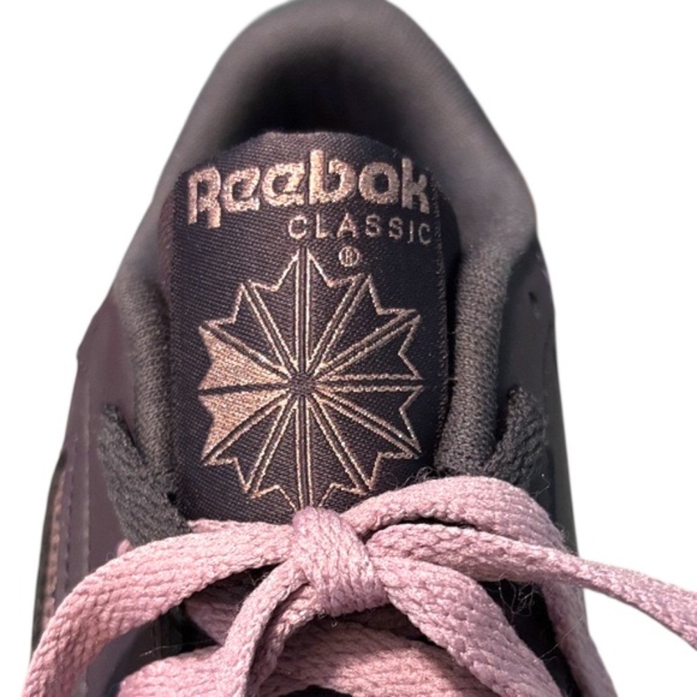 NWOT- Reebok Women’s Club MEMT Sneakers in Violet Purple-Gray w/ Pink Laces - Picture 10 of 14